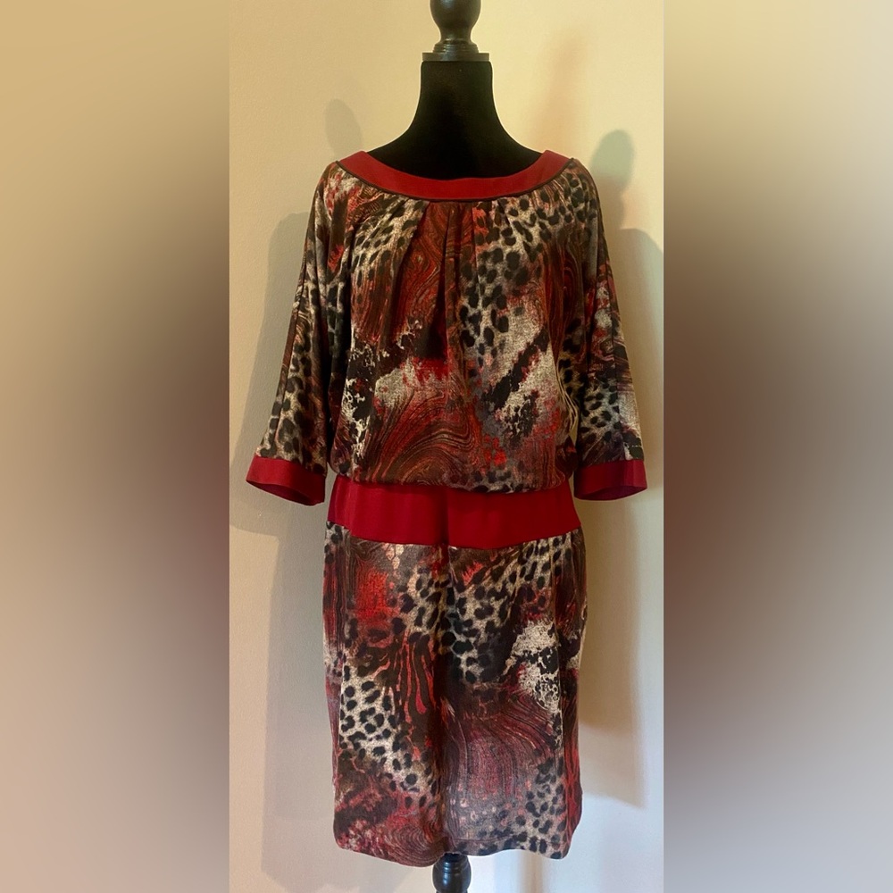Perceptions sz 10 dress red black animal print EUC